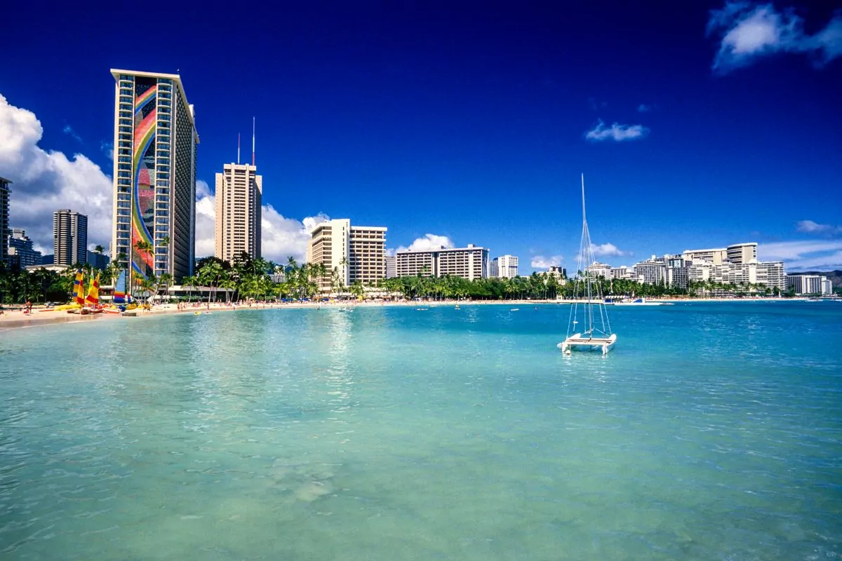 10 Best Hotels In Oahu To Check Out 10 Best Hotels In Oahu To Check Out