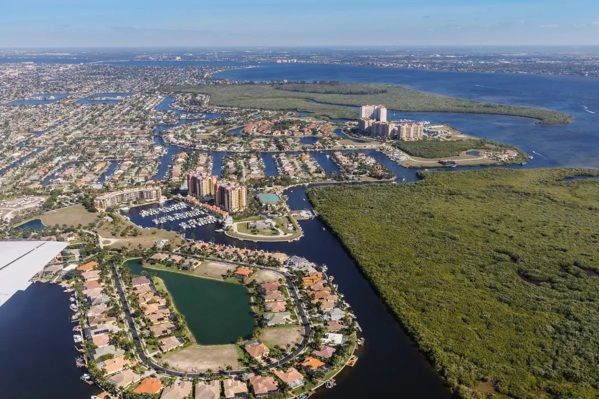 10 Amazing Things To Do In Cape Coral Worth The Money 10 Amazing Things To Do In Cape Coral Worth The Money